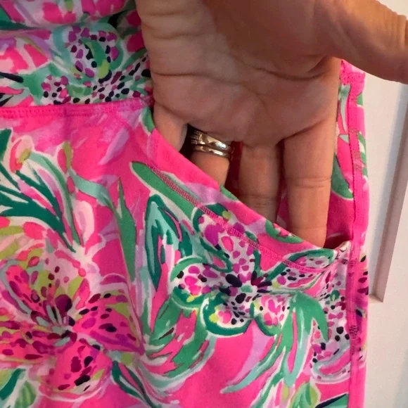Lilly Pulitzer skort - Picture 5 of 5